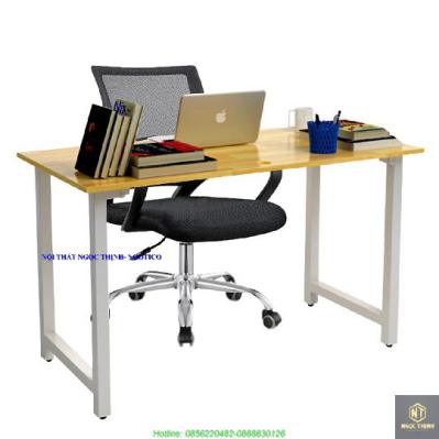 Bộ Bàn Rec-T Trắng Và Ghế Đen NGOTICO NTC517