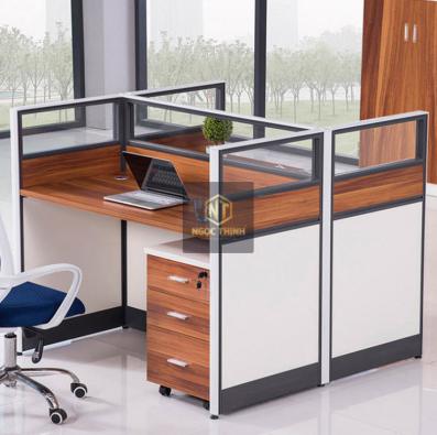 Bàn gỗ làm việc tại nhà